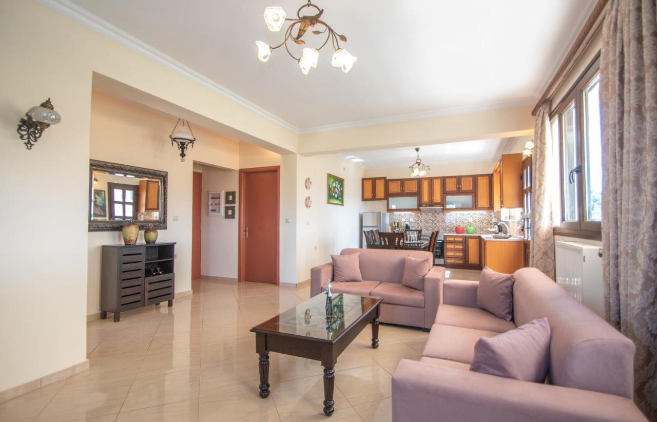 Villa Lagoon *